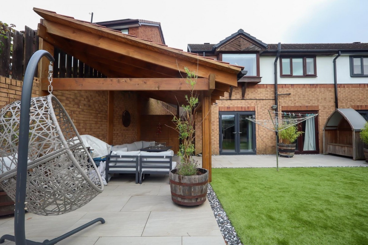 Sparrowfield Close, Carrbrook, Stalybridge