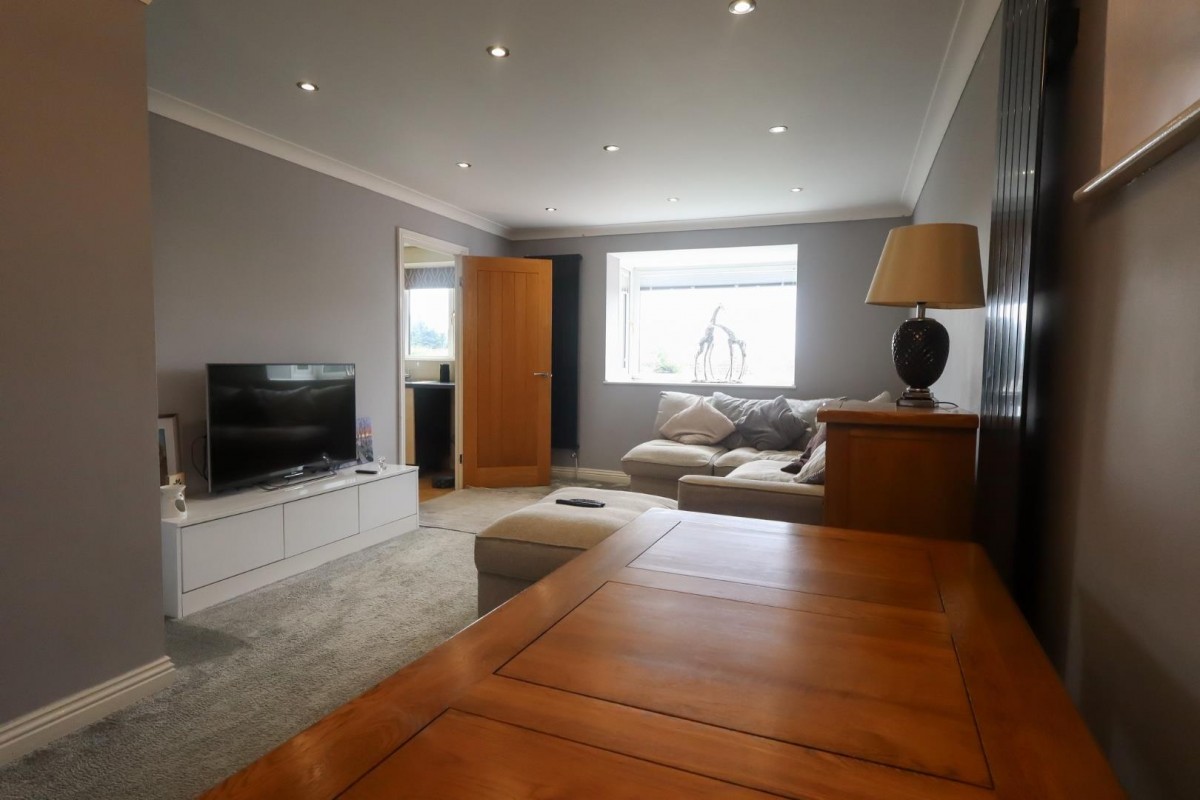Sparrowfield Close, Carrbrook, Stalybridge