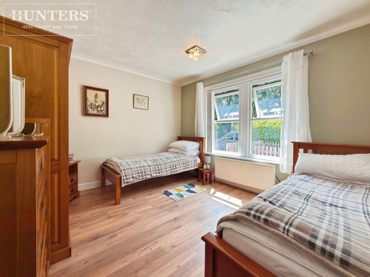 2 bedroom Bungalow for sale in Yews Lane, Worsbrough, Barnsley, S70 4AH