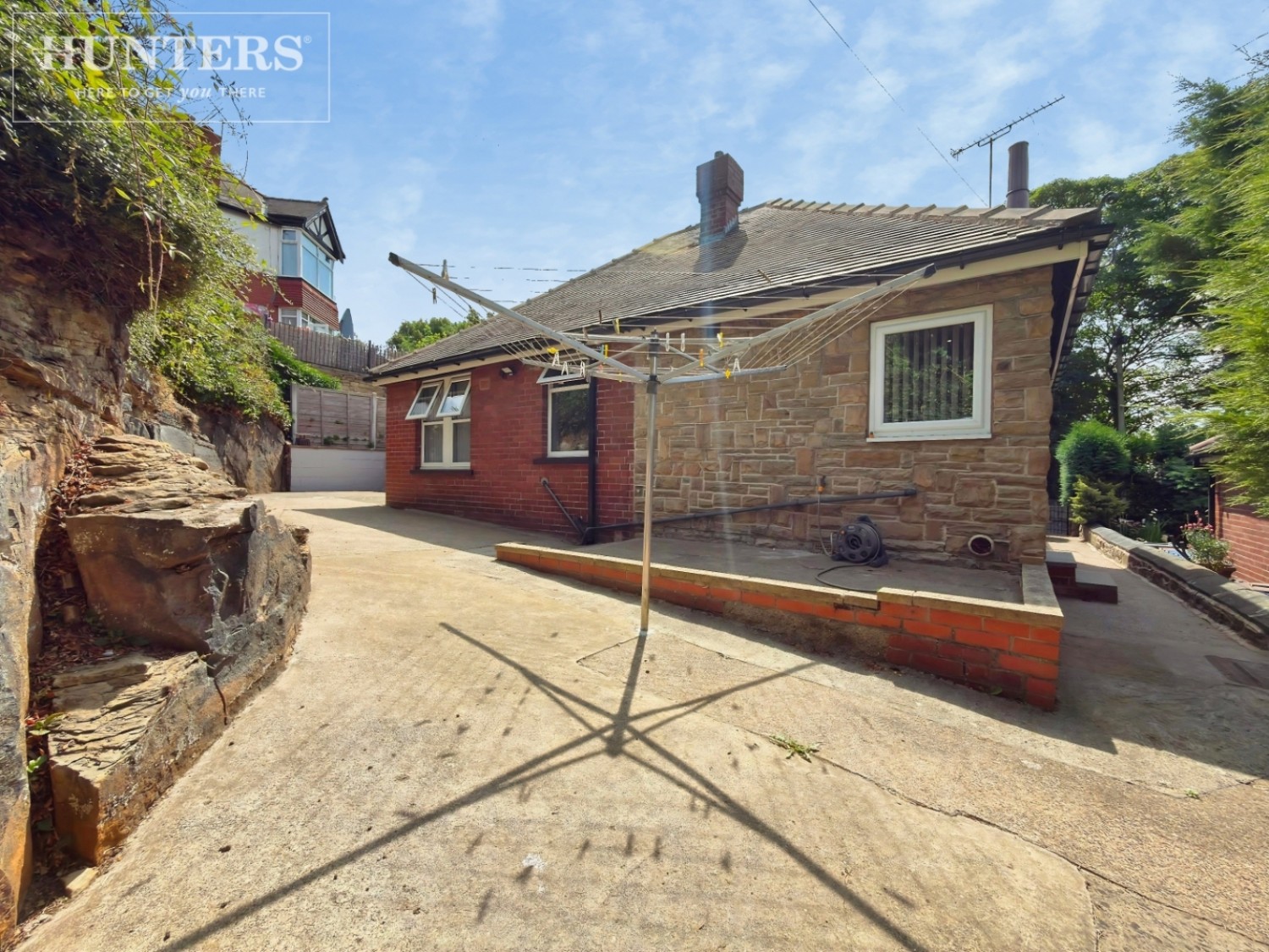2 bedroom Bungalow for sale in Yews Lane, Worsbrough, Barnsley, S70 4AH