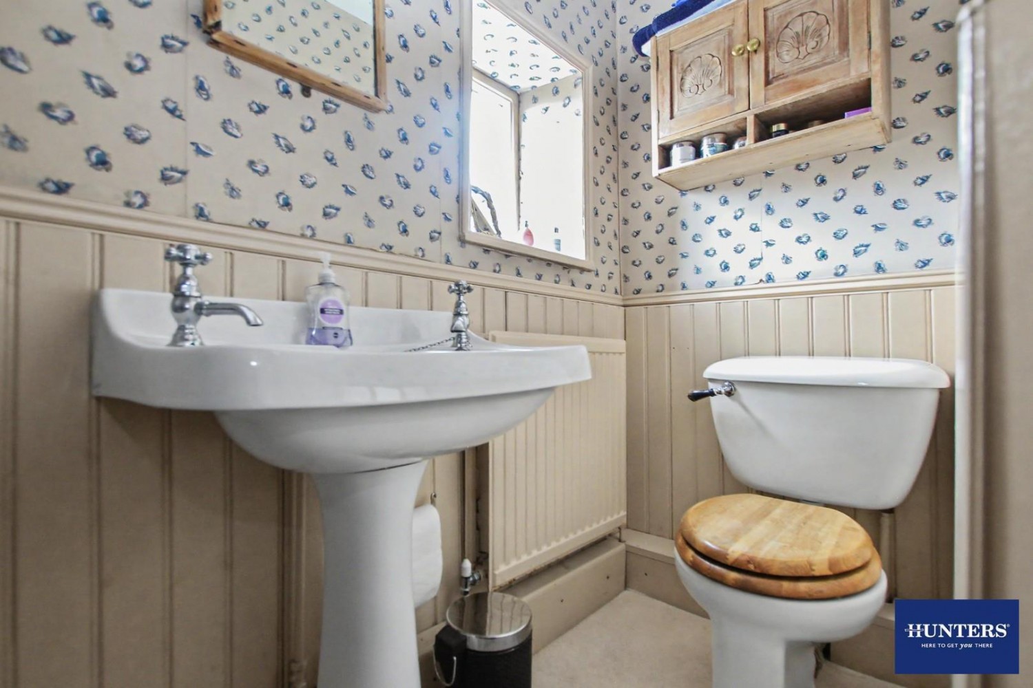 2 bedroom House for sale in East View, Clayton Heights Queensbury, Bradford, BD13 2RP