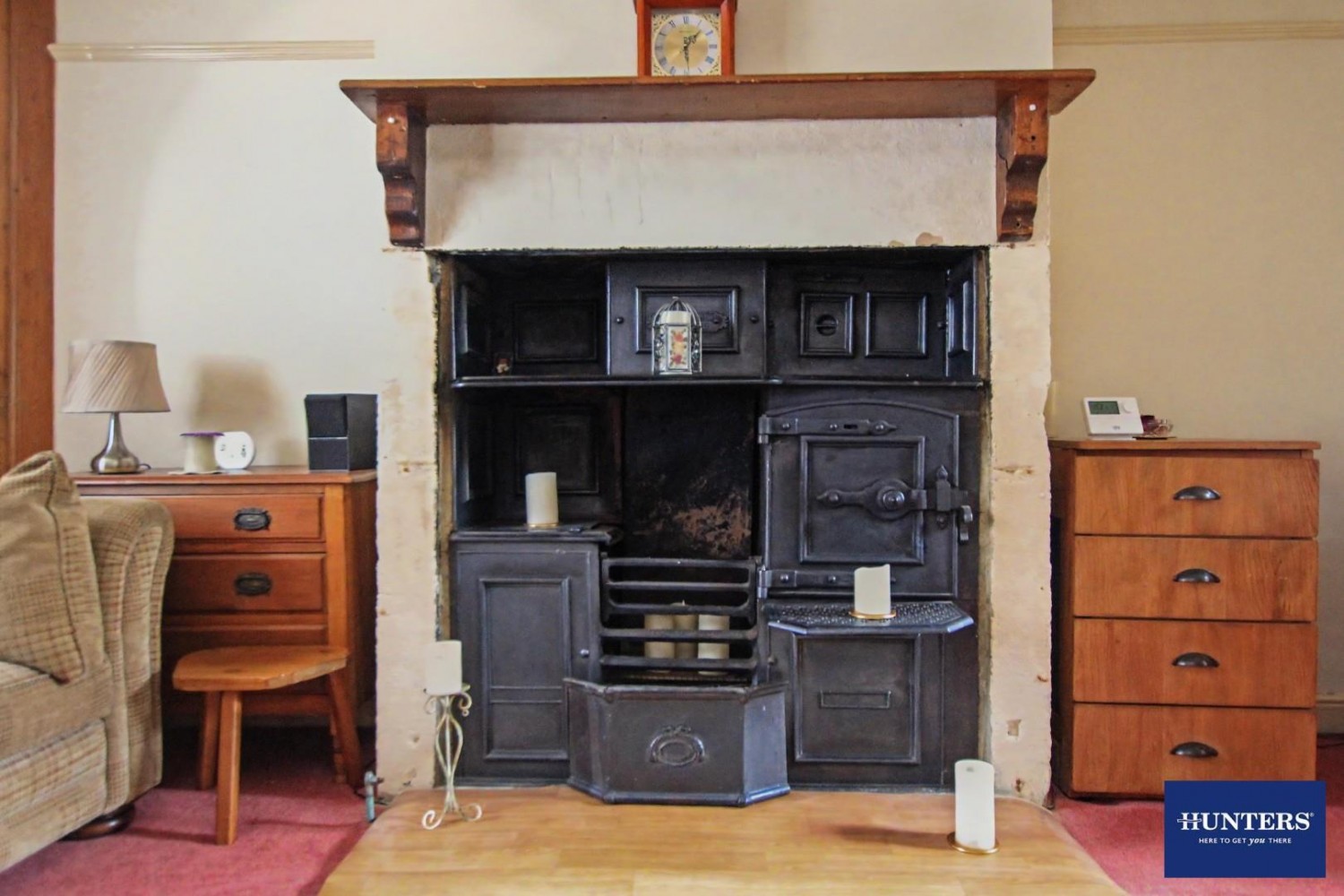 2 bedroom House for sale in East View, Clayton Heights Queensbury, Bradford, BD13 2RP