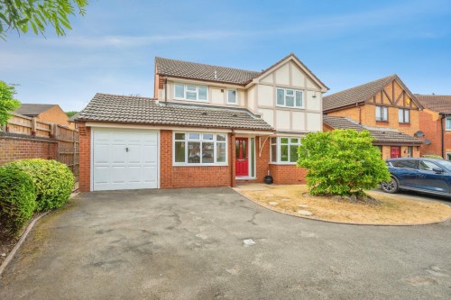 County Drive, Tamworth