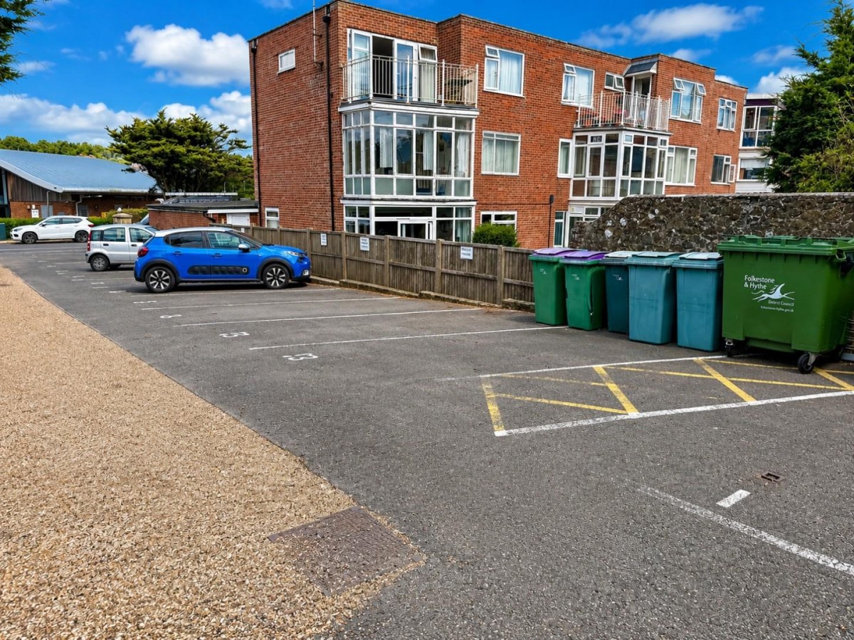 Marine Parade, Hythe