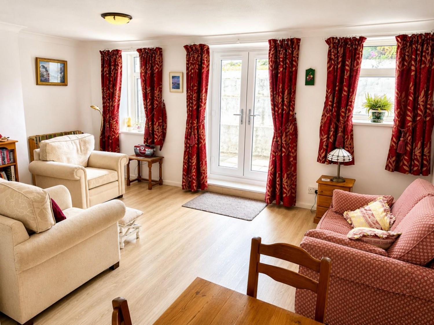 1 bedroom Flat for sale in Marine Parade, Hythe