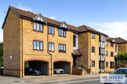 Lakeside Chase, Rawdon, Leeds