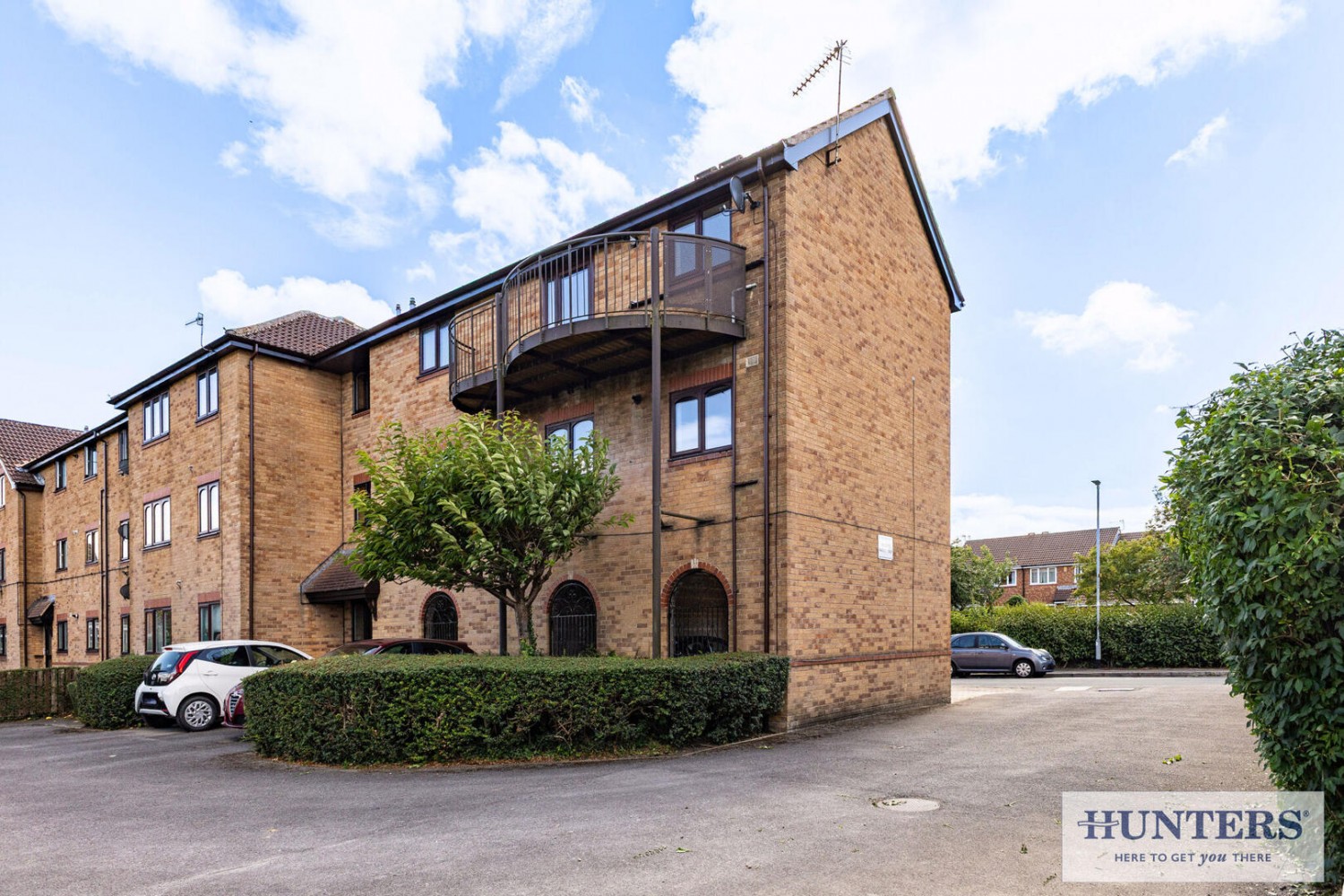 2 bedroom Property for sale in Lakeside Chase, Rawdon, Leeds