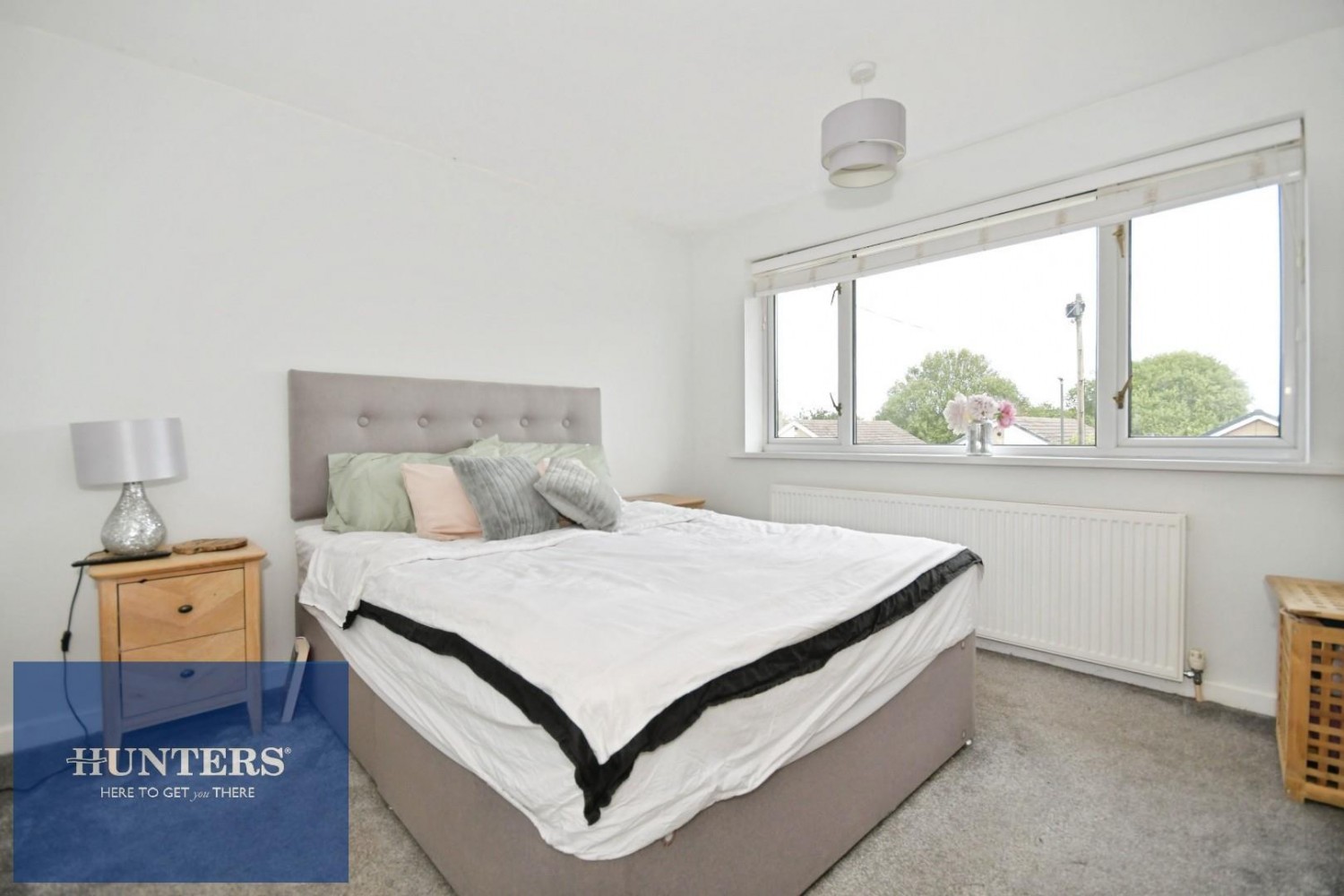 4 bedroom House for sale in Romeley Crescent, Clowne, Chesterfield, S43 4LB