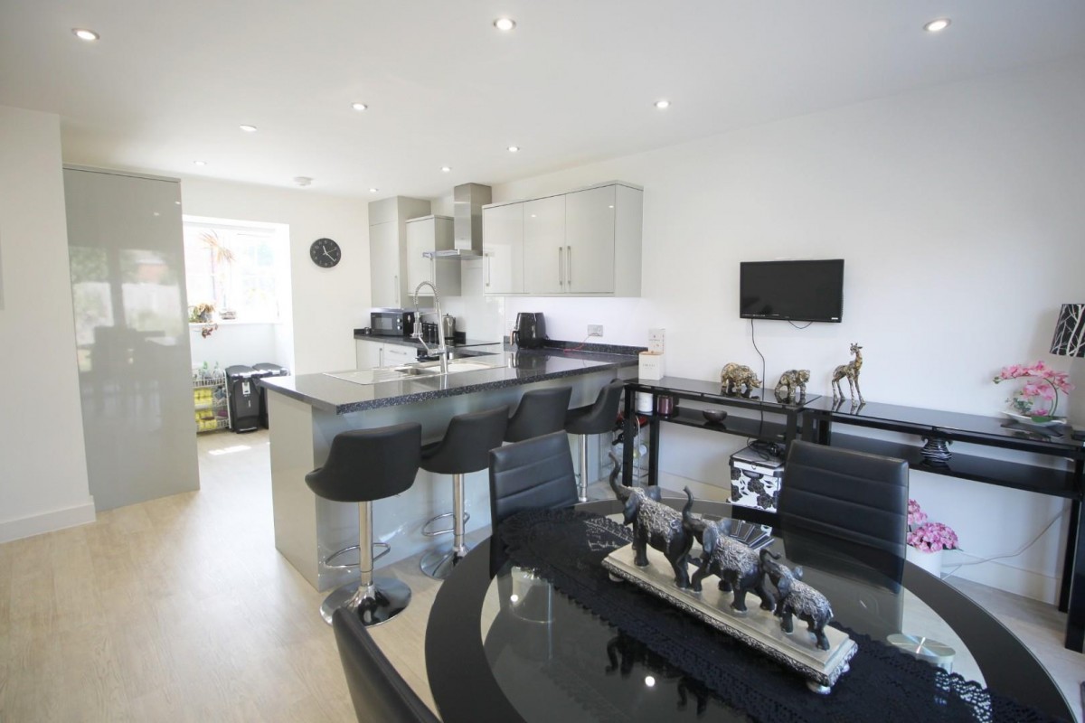 The Framptons, Grange Road, Netley Abbey, SO31 5HZ