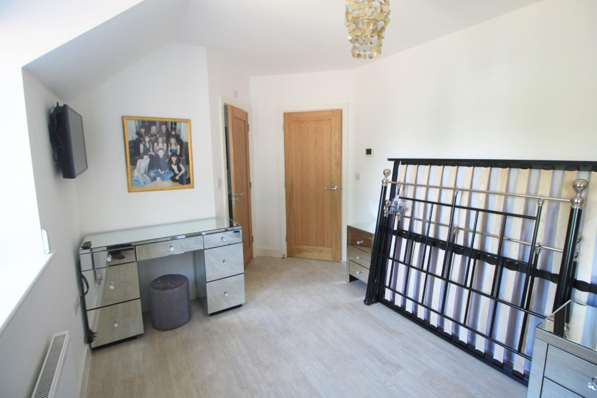 The Framptons, Grange Road, Netley Abbey, SO31 5HZ