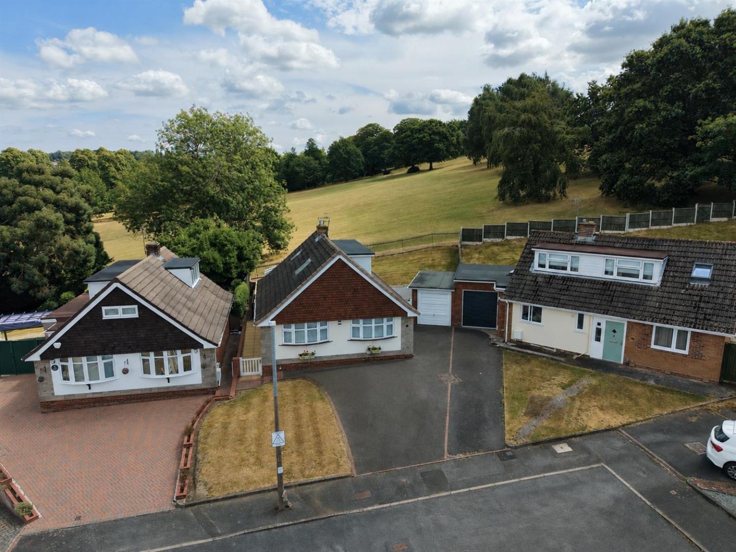 3 bedroom Bungalow for sale in Beacon Rise, Pedmore, Stourbridge, DY9 7HE