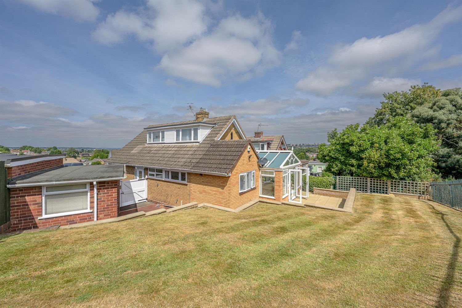 3 bedroom Bungalow for sale in Beacon Rise, Pedmore, Stourbridge, DY9 7HE