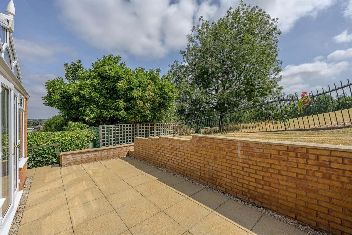 Beacon Rise, Pedmore, Stourbridge, DY9 7HE