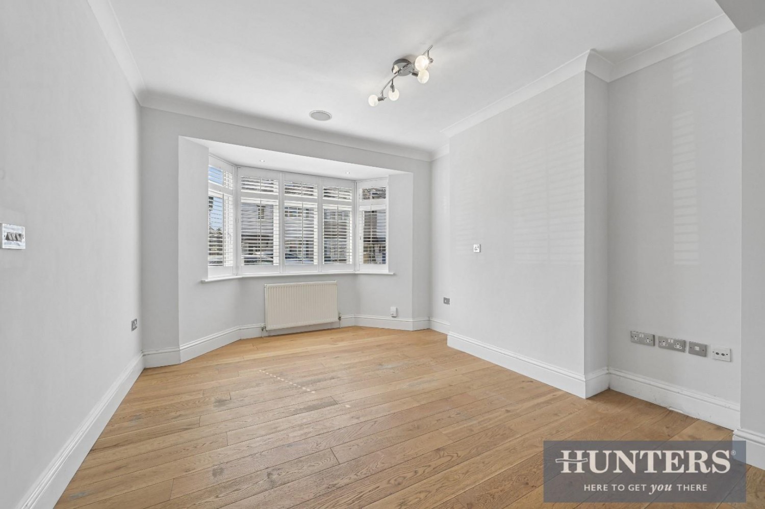 4 bedroom House for sale in Phyllis Avenue, New Malden