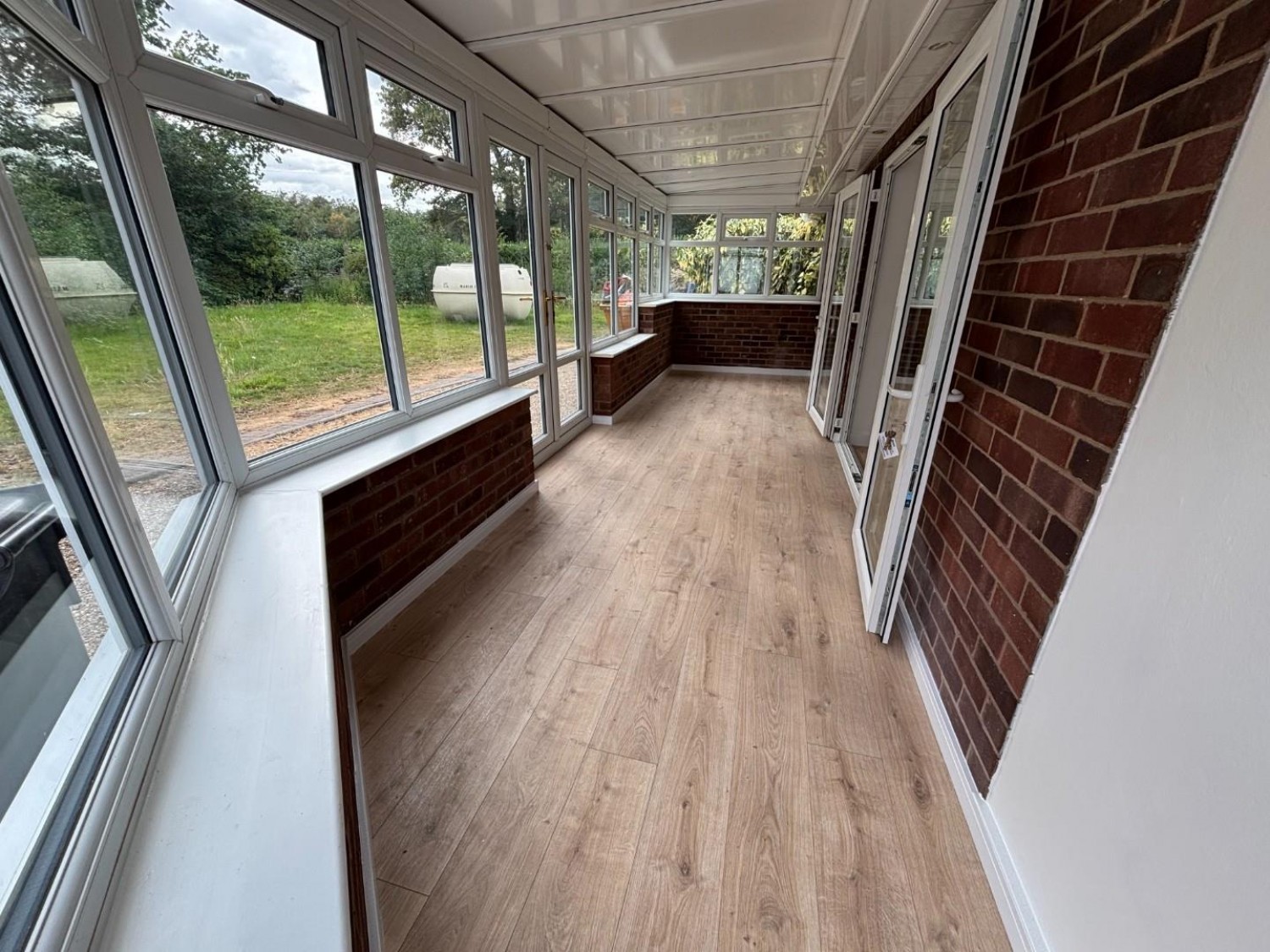3 bedroom Bungalow for sale in Laughton Wood Corner, Laughton, Gainsborough, DN21 3PY