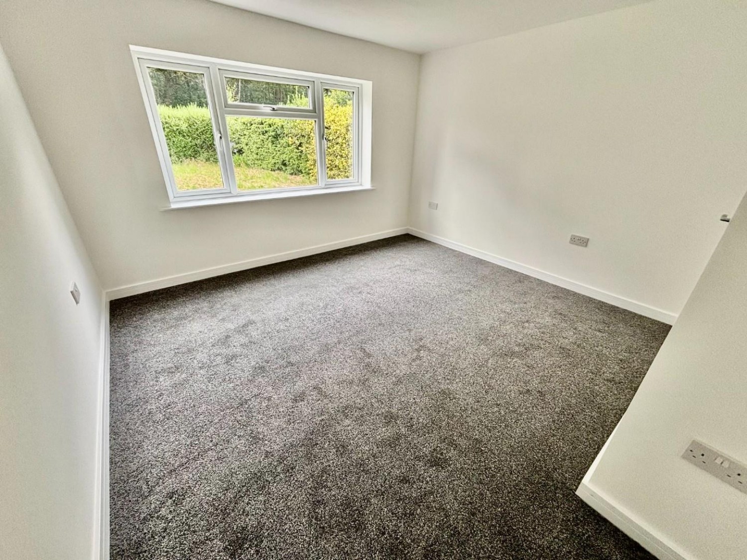 3 bedroom Bungalow for sale in Laughton Wood Corner, Laughton, Gainsborough, DN21 3PY