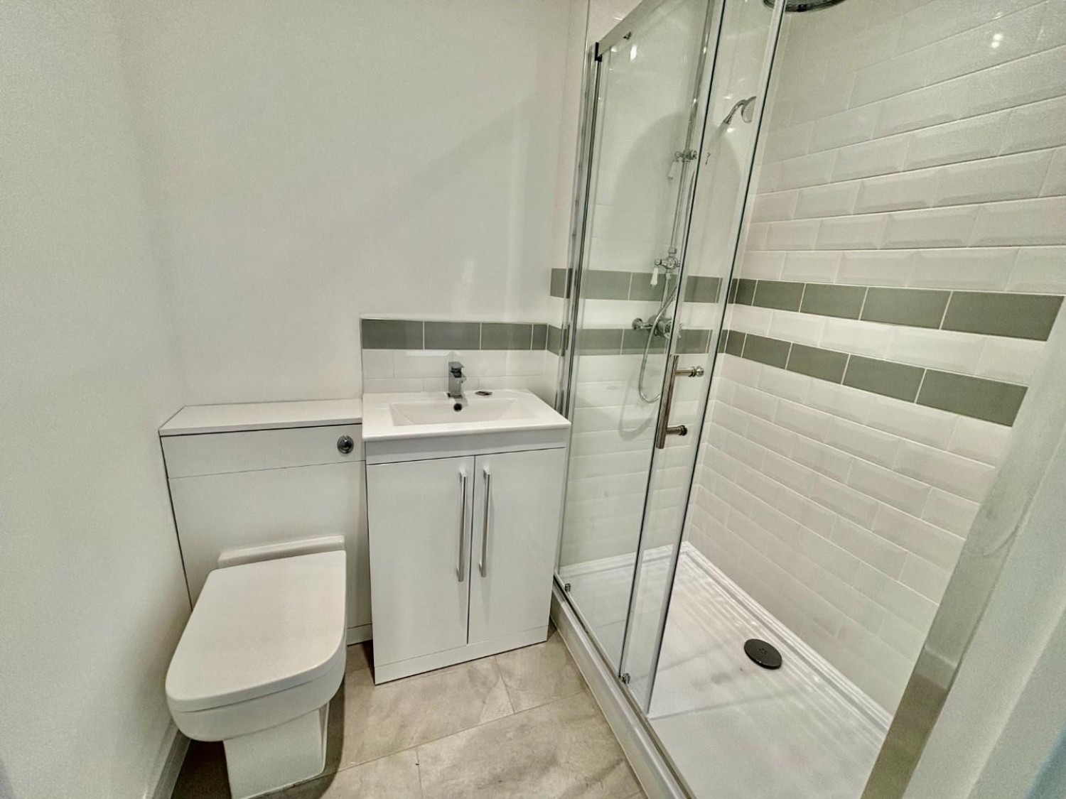 3 bedroom Bungalow for sale in Laughton Wood Corner, Laughton, Gainsborough, DN21 3PY