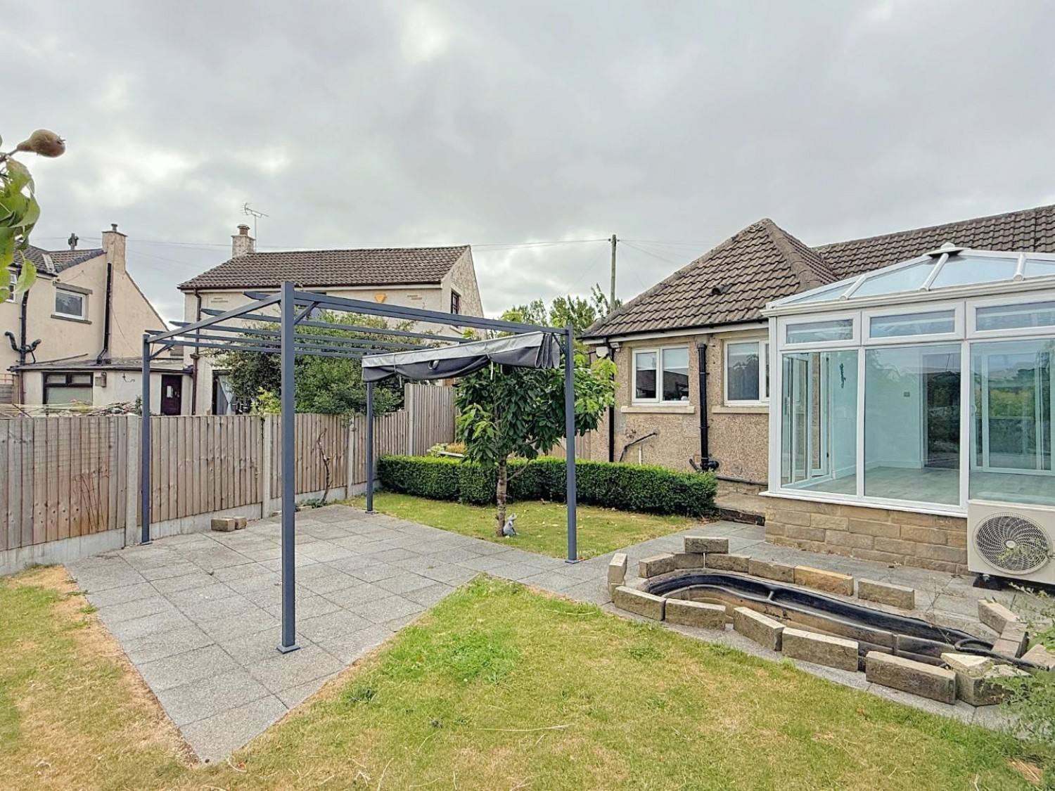 2 bedroom Bungalow for sale in Tyersal Court, Tyersal, , BD4 8EW