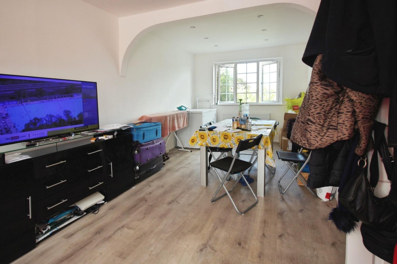 3 bedroom House to let in Rushdene, Abbey Wood, London, SE2 9RP