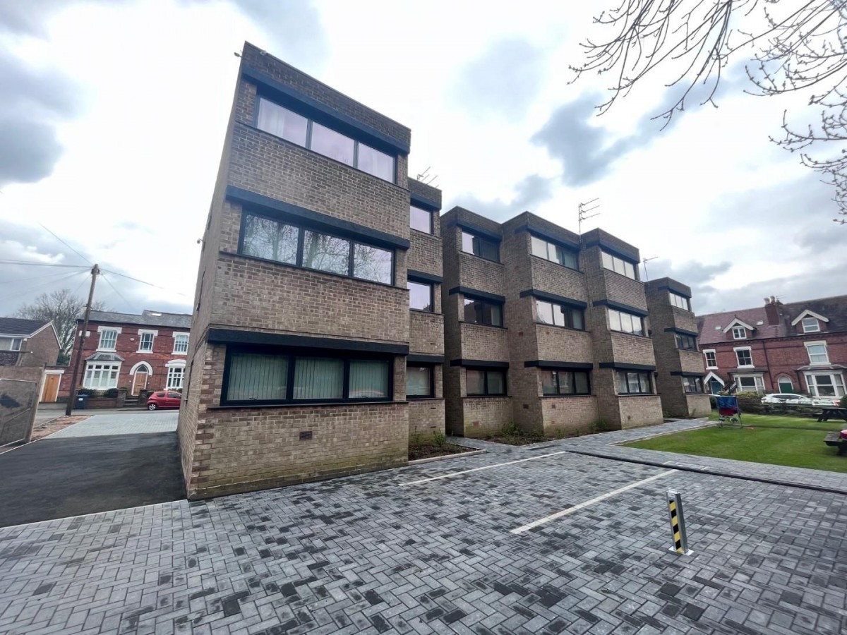 Serpentine Road, Harborne, Birmingham, B17 9RF