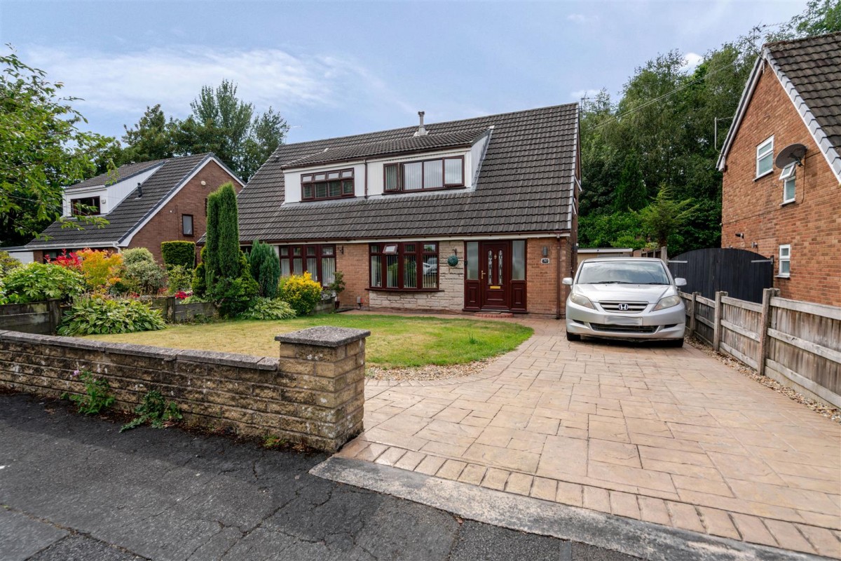 Minehead Avenue, Leigh