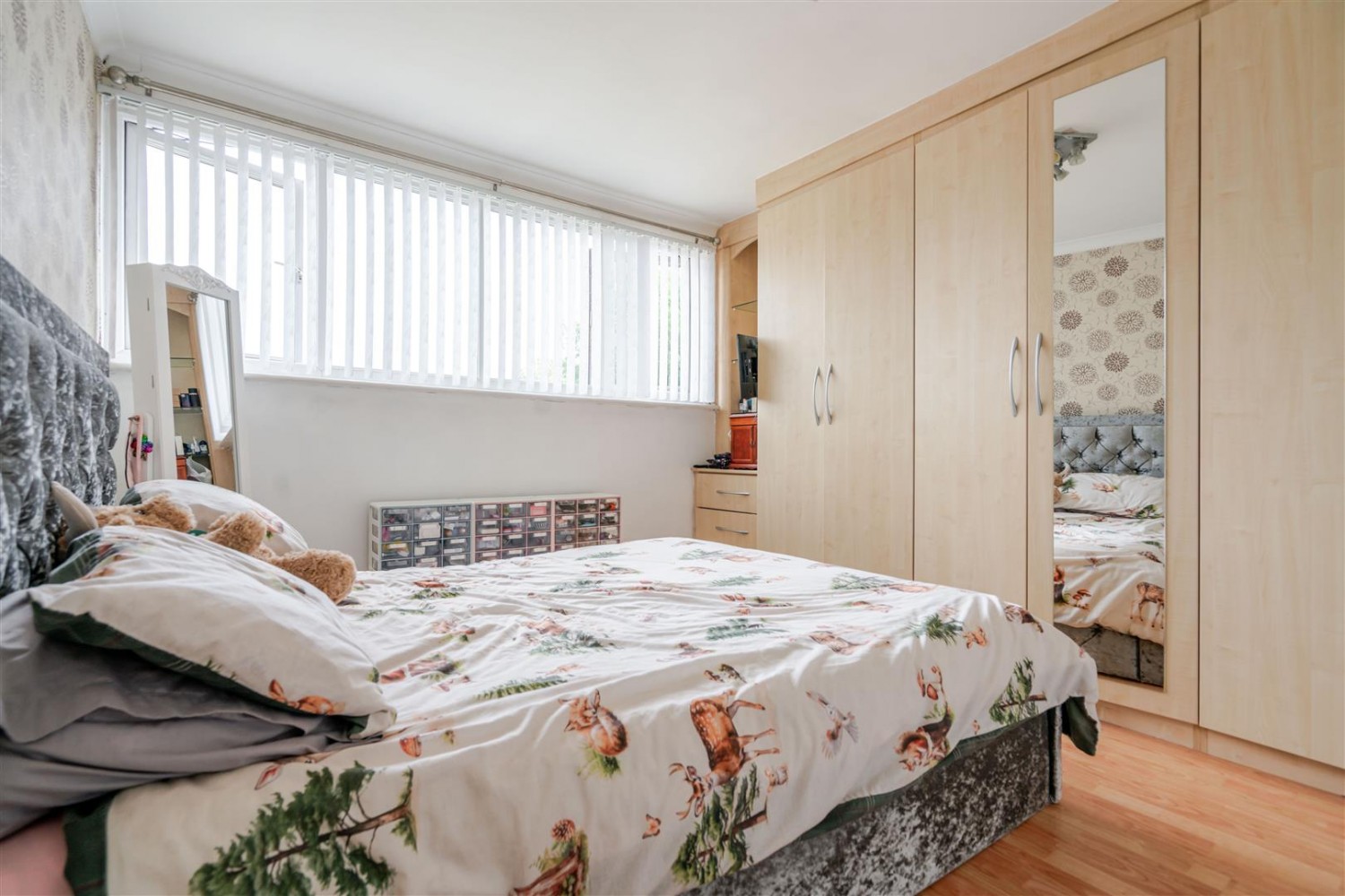 3 bedroom House for sale in Minehead Avenue, Leigh