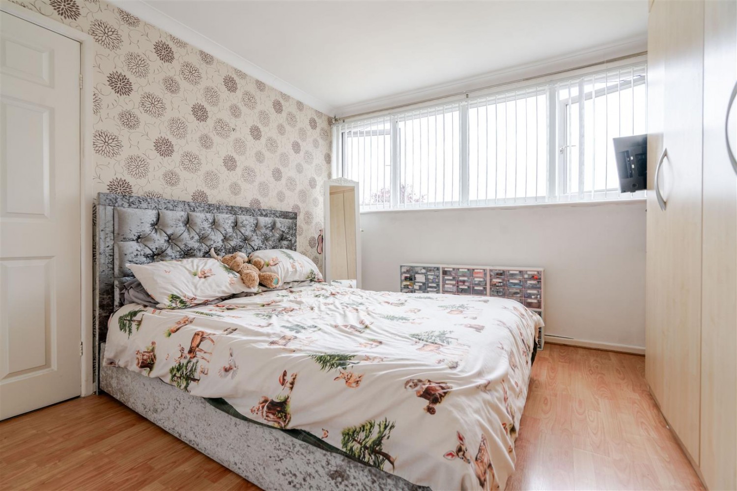 3 bedroom House for sale in Minehead Avenue, Leigh