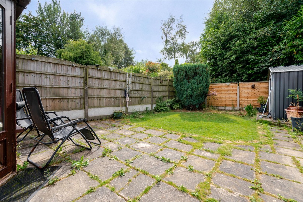 Minehead Avenue, Leigh