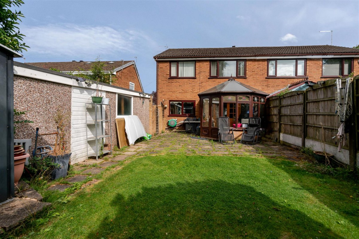 Minehead Avenue, Leigh