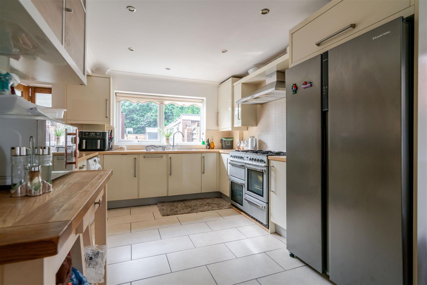 3 bedroom House for sale in Minehead Avenue, Leigh