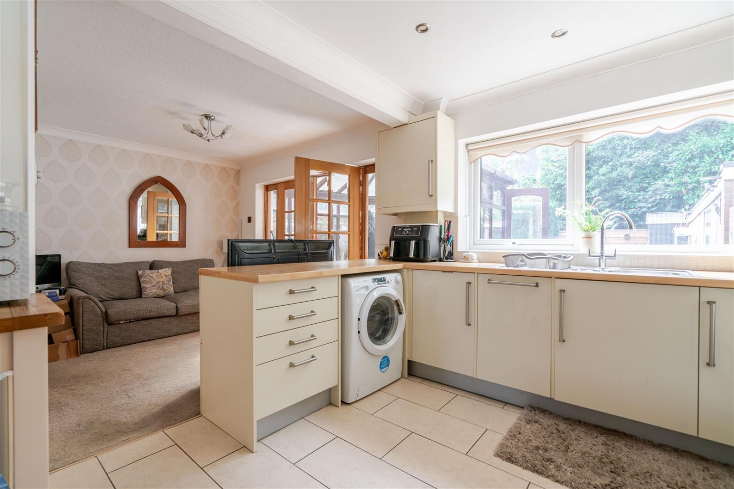 3 bedroom House for sale in Minehead Avenue, Leigh