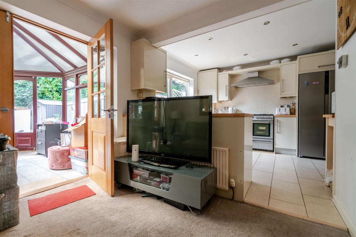 Minehead Avenue, Leigh