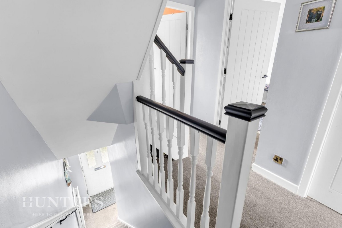 Shaftesbury Drive, Wardle, OL12 9LS