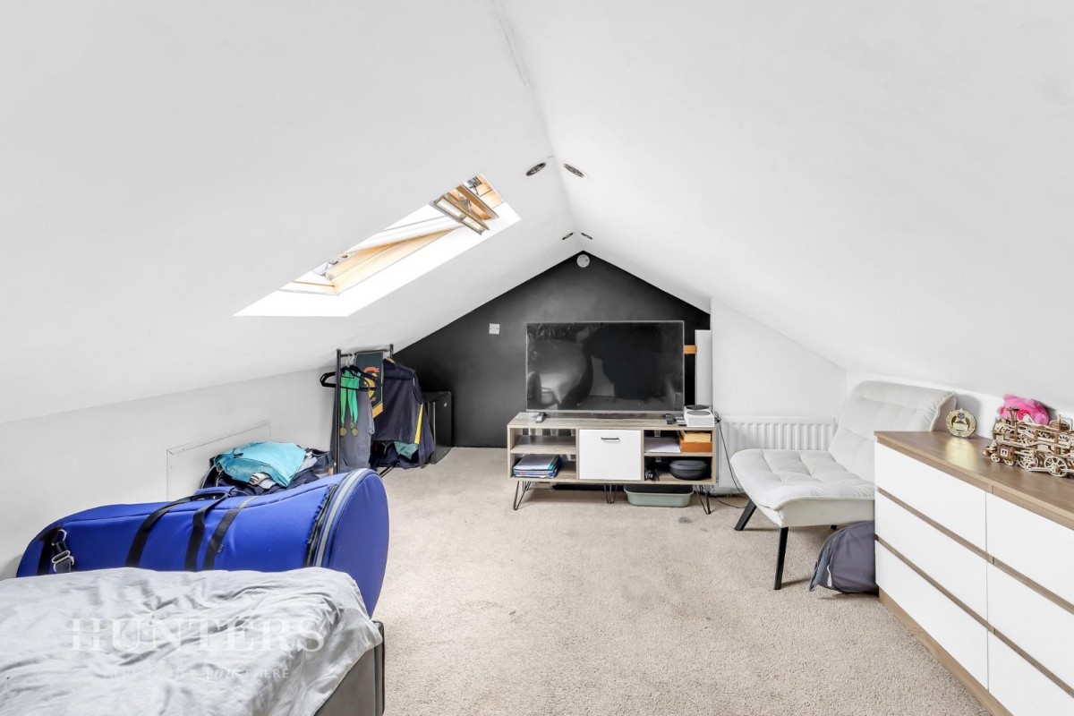 Shaftesbury Drive, Wardle, OL12 9LS