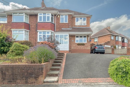 Kingsway, Stourbridge, DY8 4TW