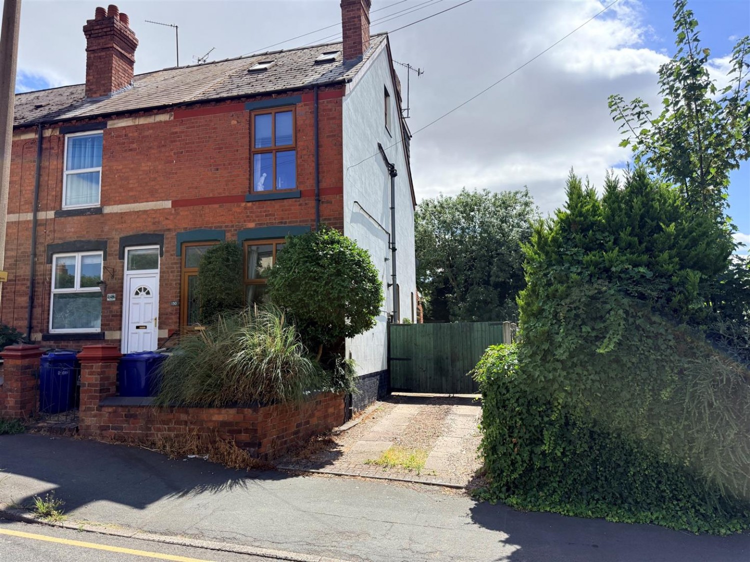 3 bedroom House for sale in South Road , Stourbridge, DY8 3UL