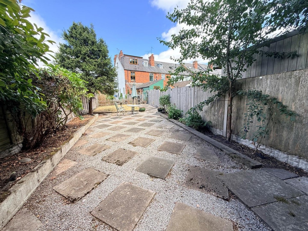 South Road , Stourbridge, DY8 3UL