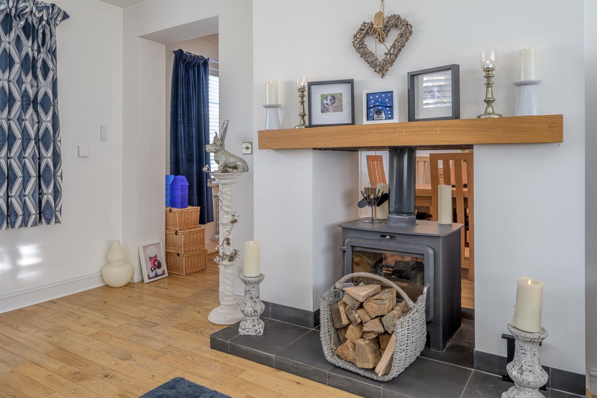 Foley Road, Stourbridge, DY9 ORT