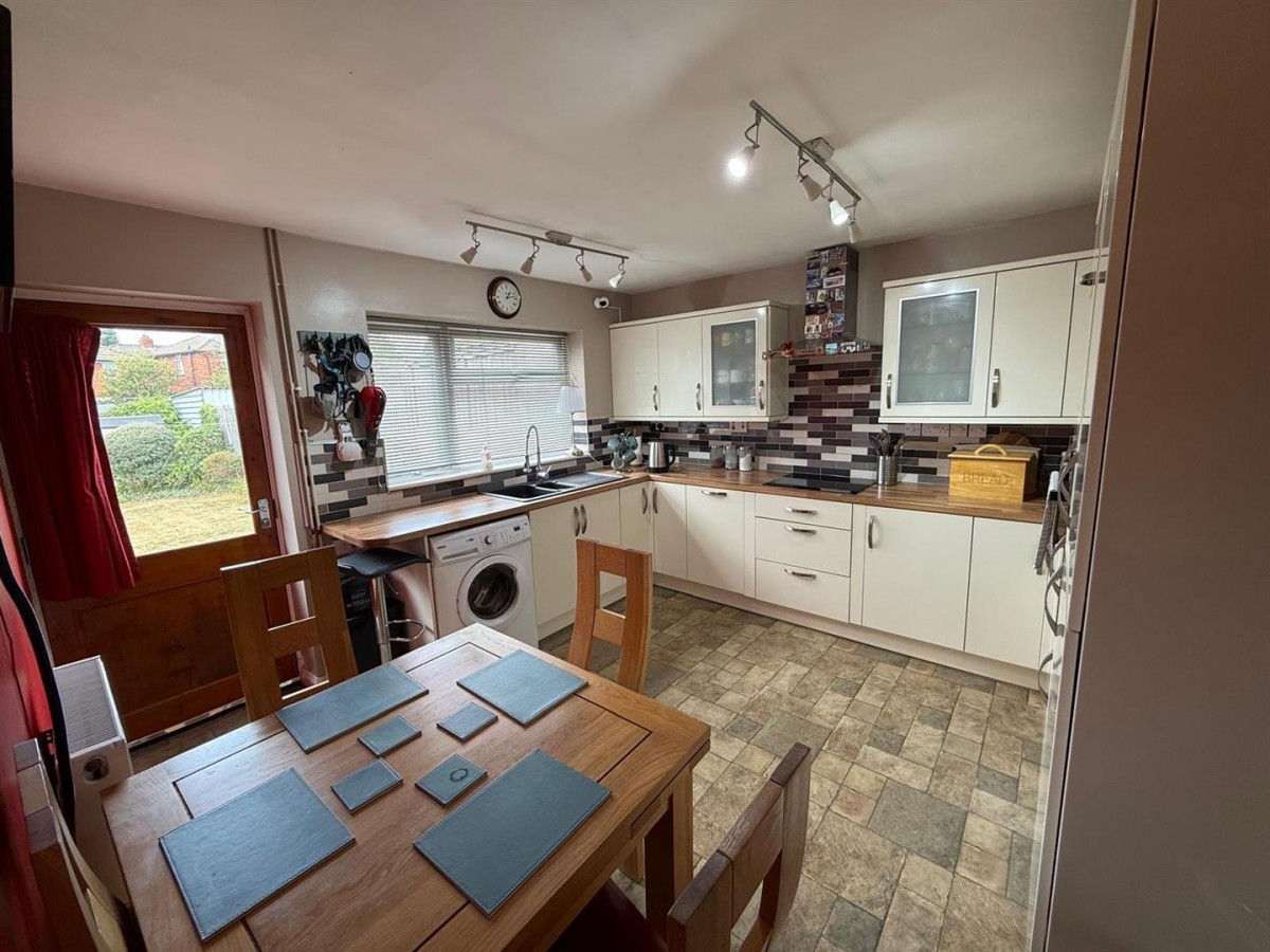 Church Avenue, Stourbridge, DY8 4JZ