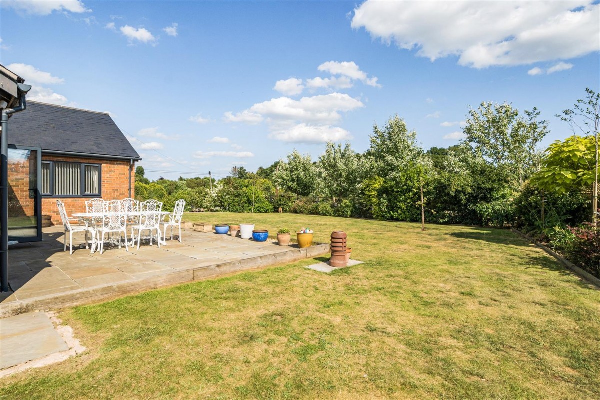 The Old Coal House, Sandy Lane, Kidderminster, DY11 5QZ