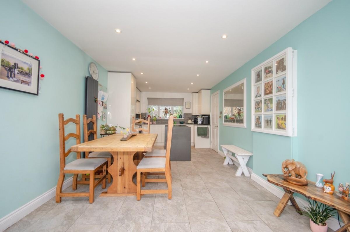 Haydock Close, Downend, Bristol, BS16 6SP