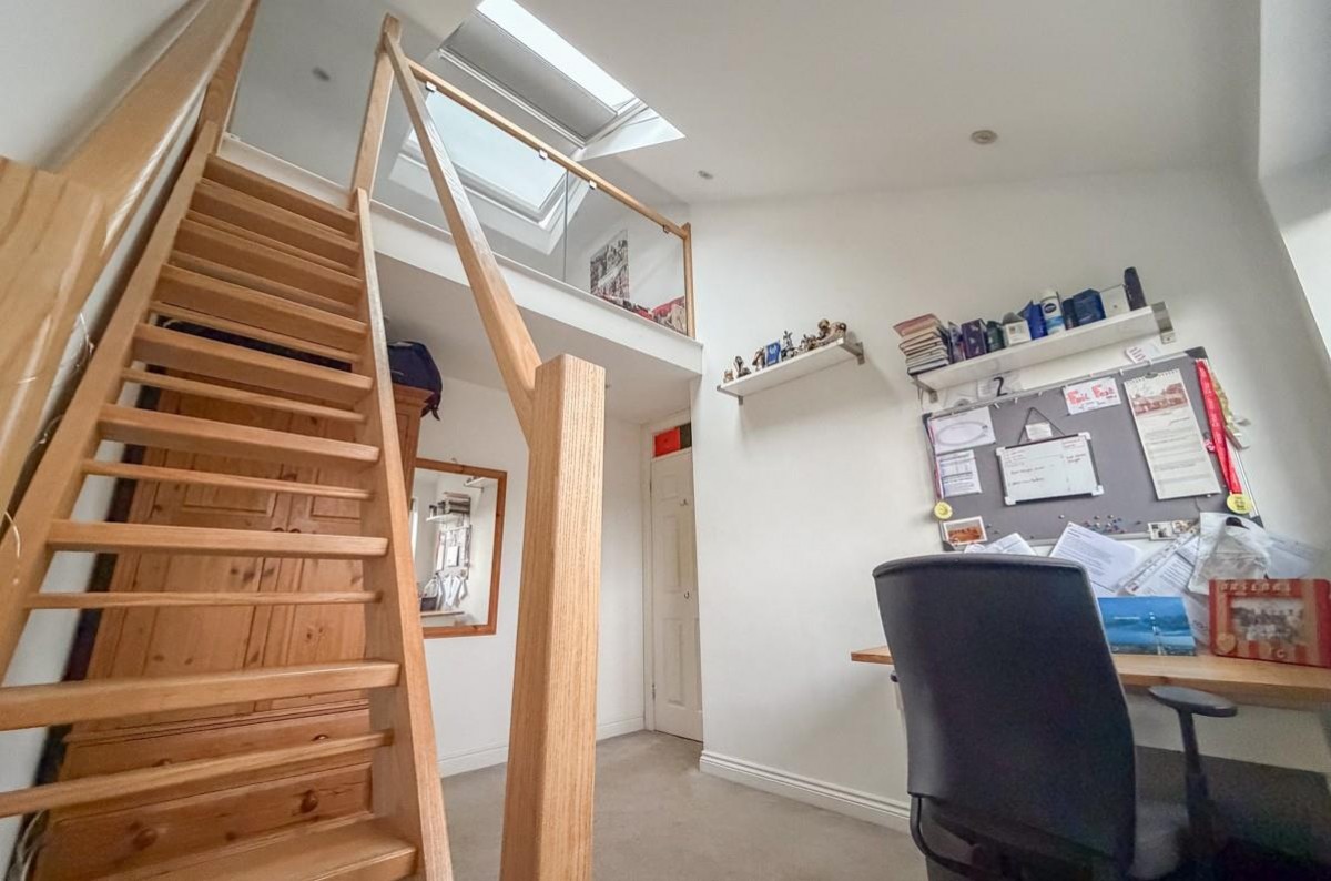Haydock Close, Downend, Bristol, BS16 6SP