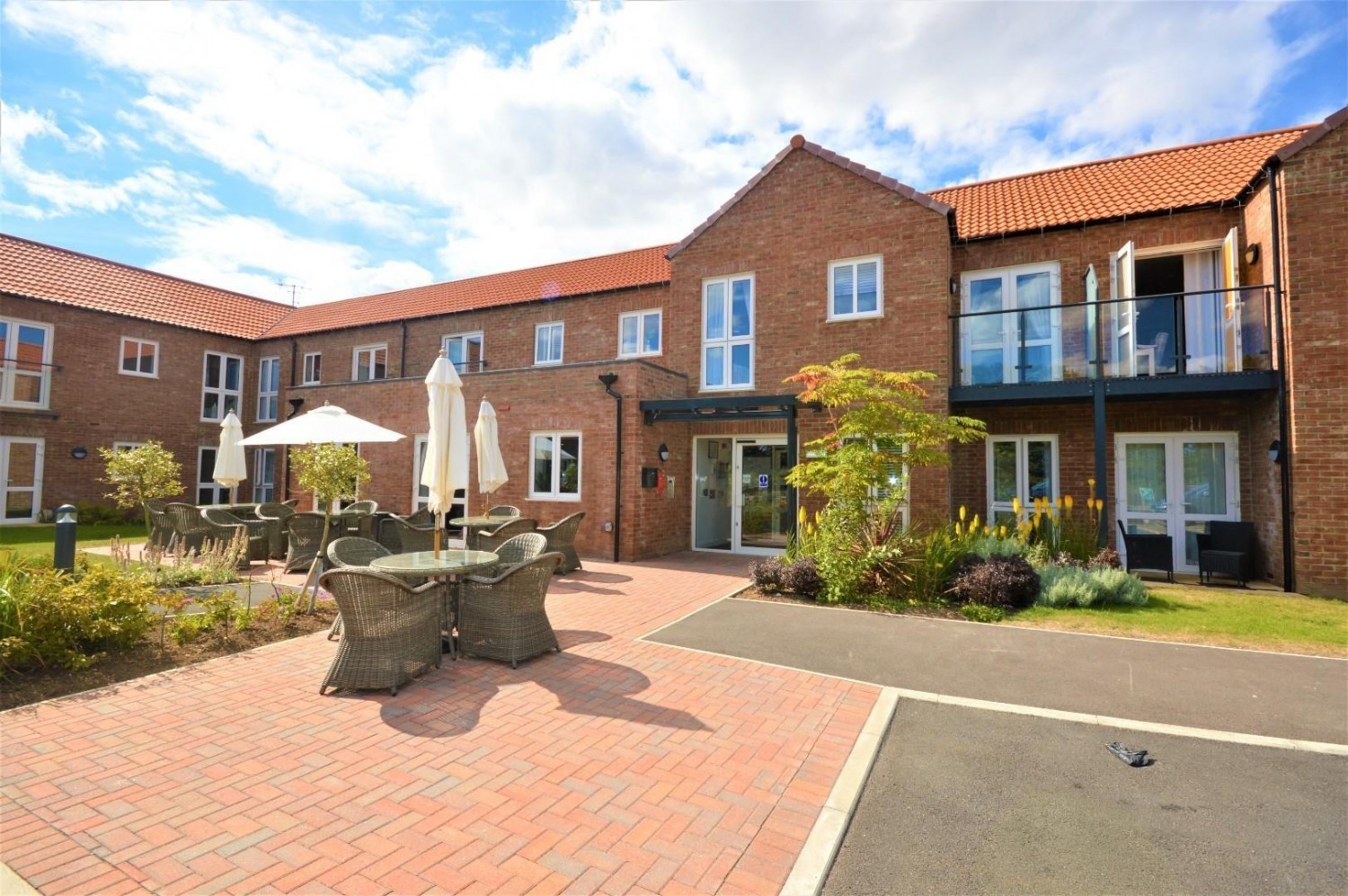 2 bedroom Flat for sale in Chantry Gardens, Filey