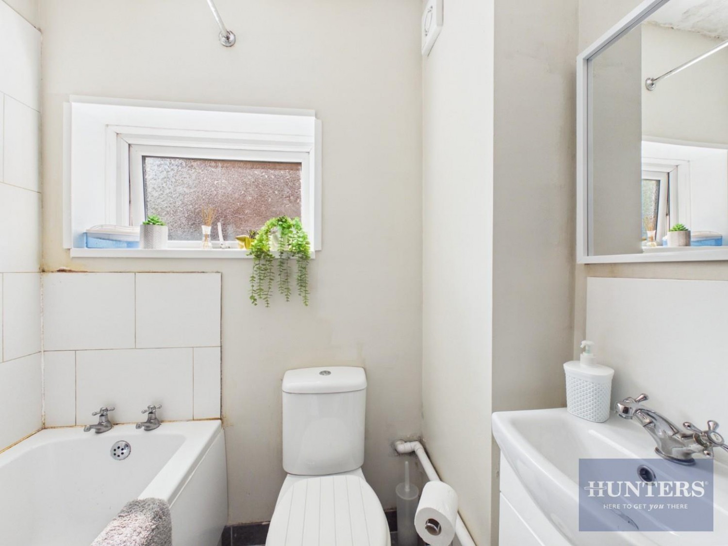 2 bedroom Flat for sale in Orchard Avenue, Cheltenham