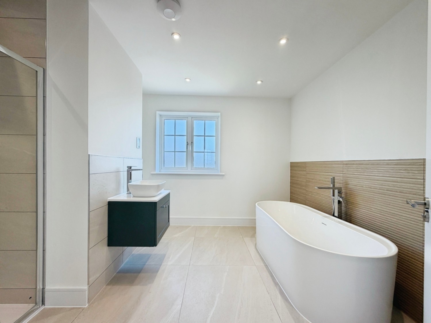 5 bedroom House for sale in Cauldham Lane, Capel-le-Ferne, Folkestone