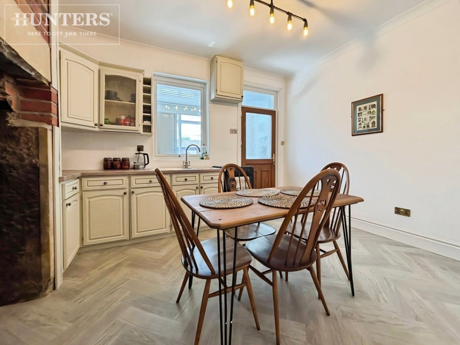 2 bedroom House for sale in Farrand Street, Birdwell, Barnsley
