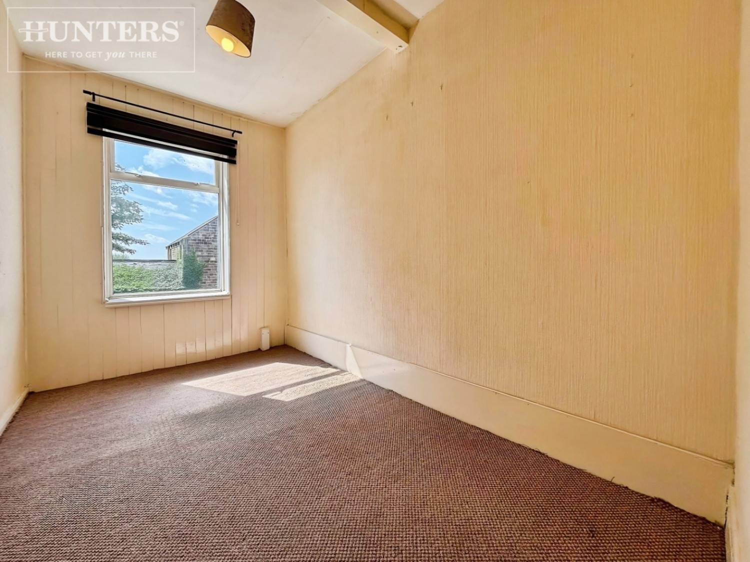 2 bedroom House for sale in New Street, South Hiendley, Barnsley, West Yorkshire