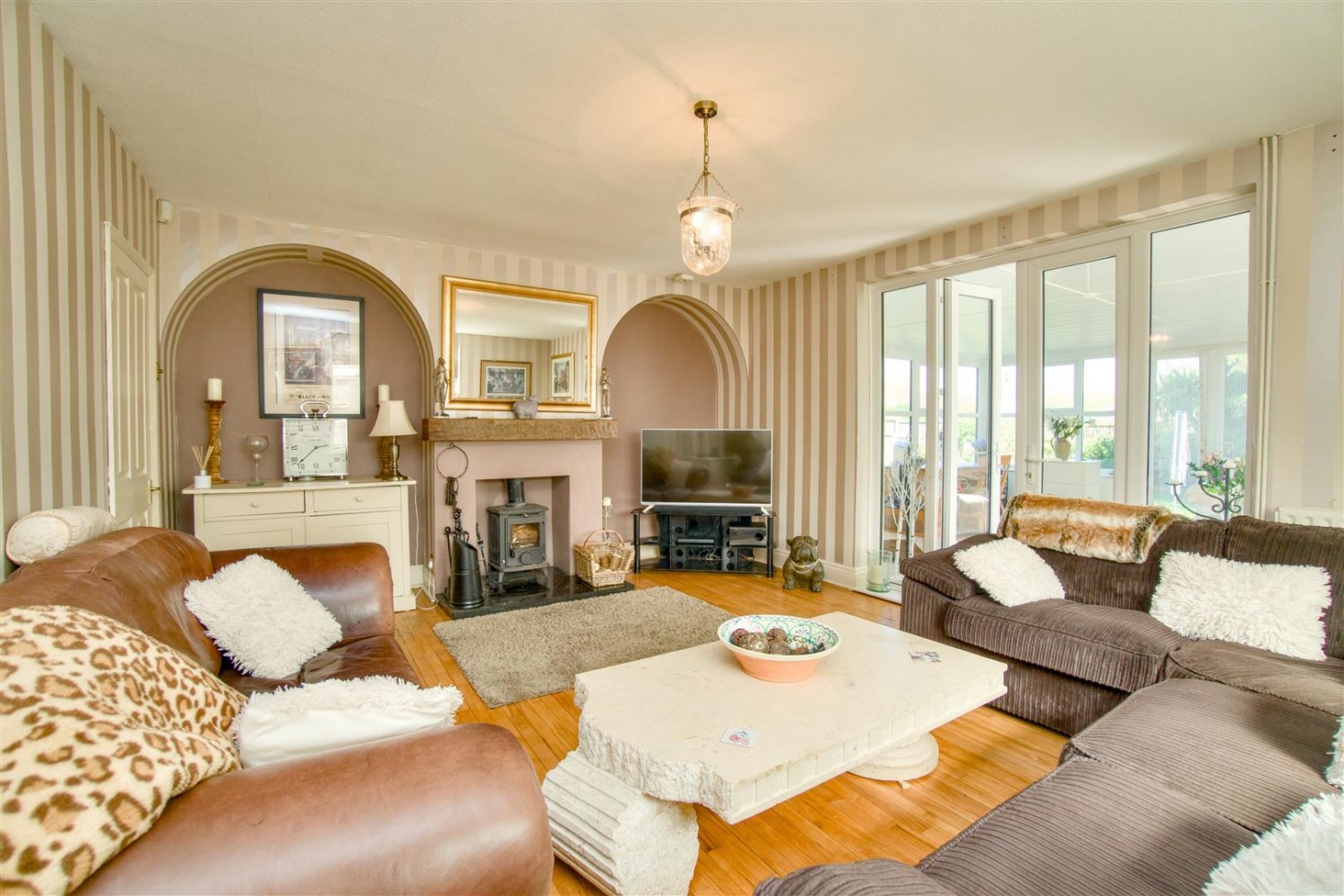 5 bedroom House for sale in York Road, Sheriff Hutton, YO60 6RQ