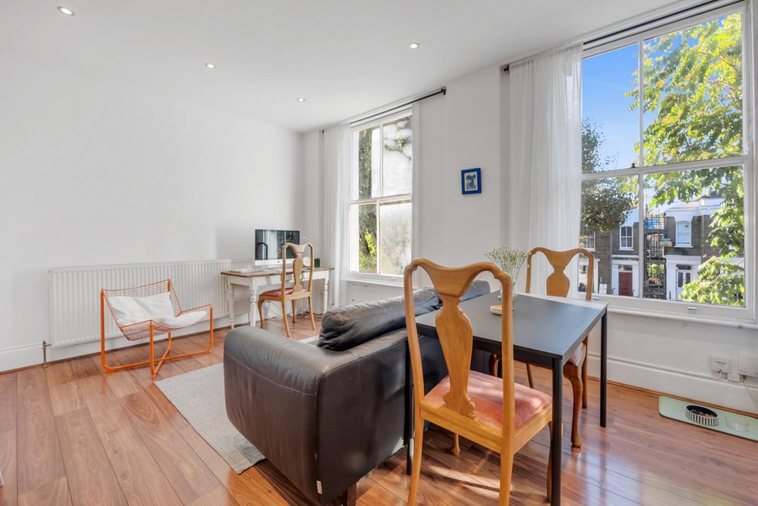 1 bedroom Flat for sale in Mildmay Road, London, N1