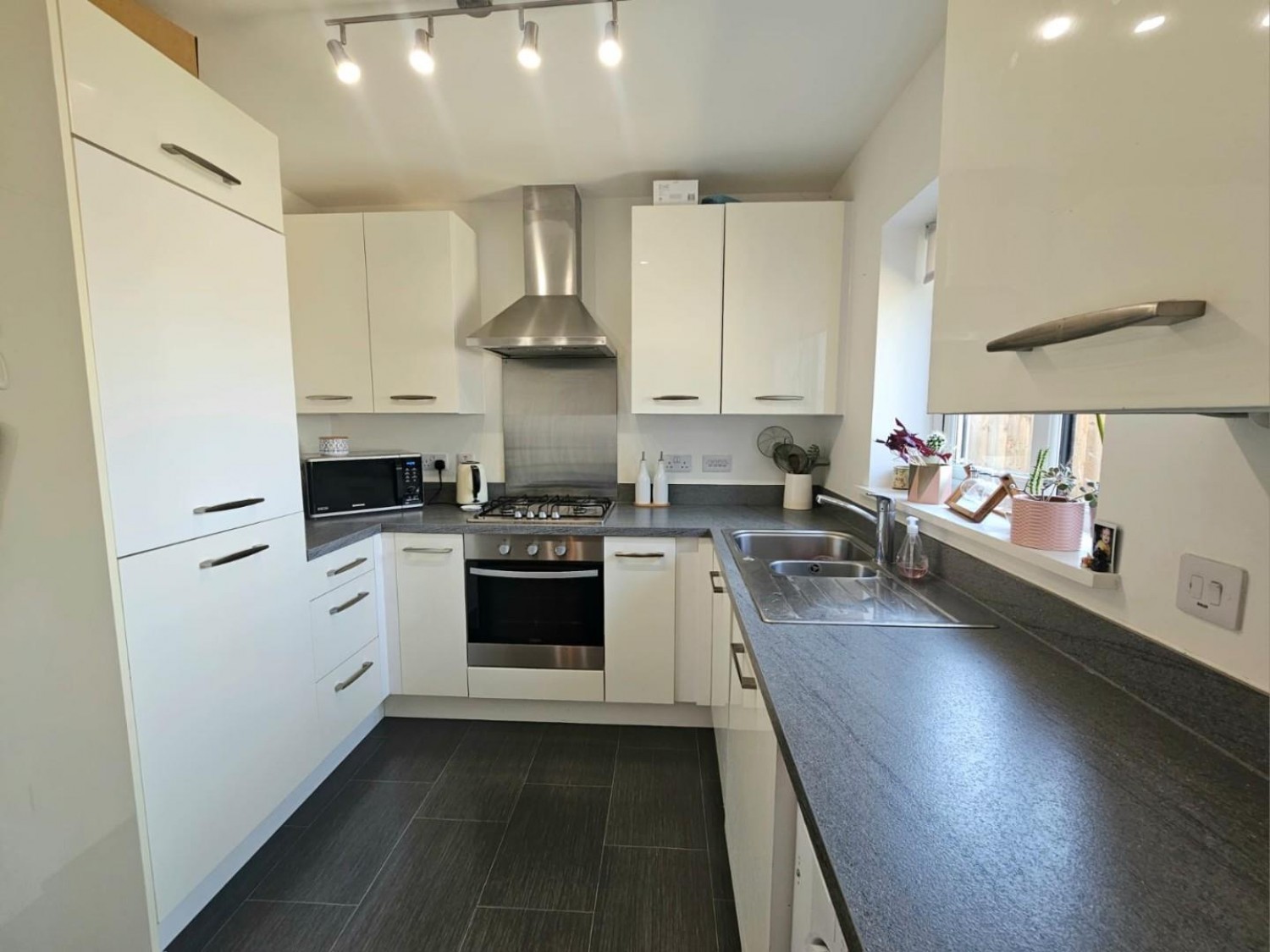 2 bedroom House for sale in Budding Way, Dursley